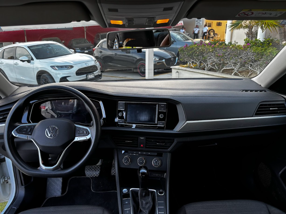 Volkswagen JETTA Frente 16